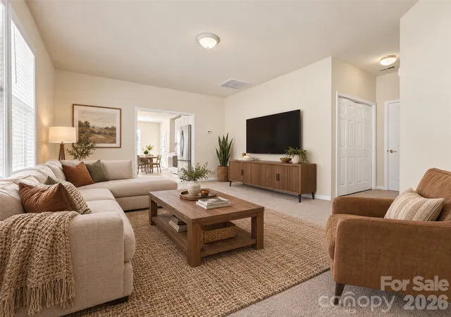 Photo 3 of Single family home for sale at 15 Chowan Dr, Fletcher, NC 28732 | MLS# 4430498 | Listing updated on 2026-10-06