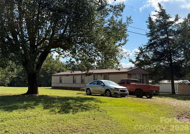 Photo 4 of Multi family home for sale at 125 Tanya Ln, Shelby, NC 28152 | MLS# 4430501 | Listing updated on 2026-10-02