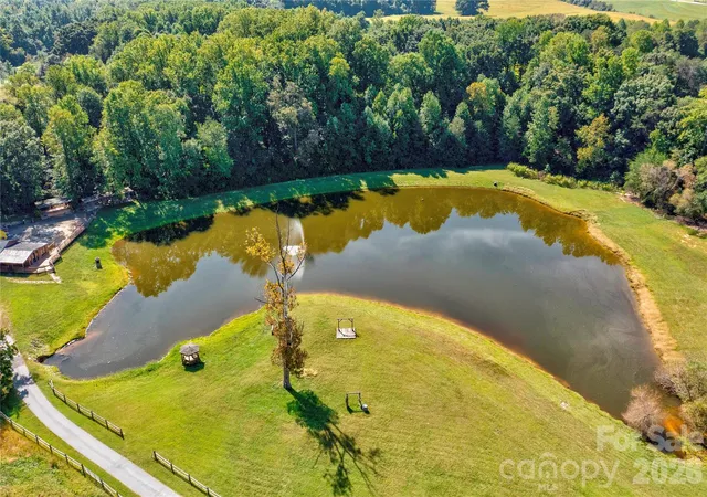Photo 4 of House for sale at 5542 Casar Rd, Casar, NC 28020 | MLS# 4430503 | Listing updated on 2026-10-07