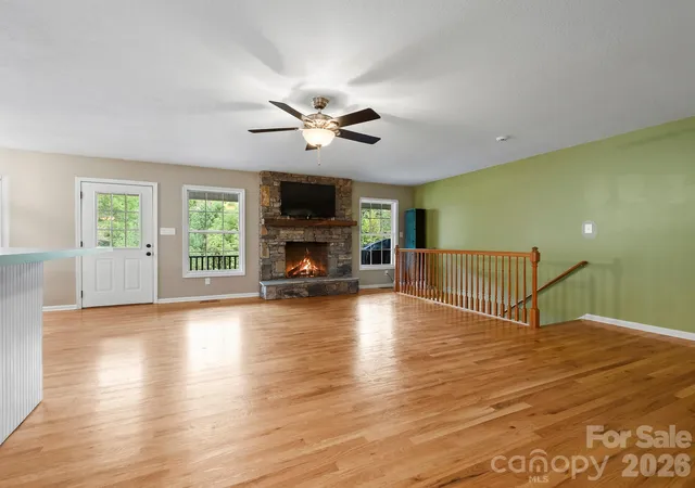 Photo 3 of Single family home for sale at 170 Yates Cvs Rd, Waynesville, NC 28785 | MLS# 4430510 | Listing updated on 2026-10-04