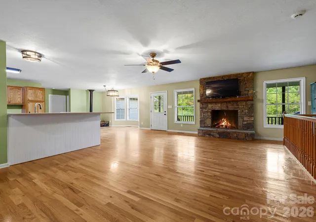 Photo 4 of Single family home for sale at 170 Yates Cvs Rd, Waynesville, NC 28785 | MLS# 4430510 | Listing updated on 2026-10-04