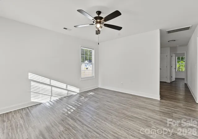 Photo 4 of Single family home for sale at 1334 Flint Hl St, Rock Hill, SC 29730 | MLS# 4430521 | Listing updated on 2026-10-08