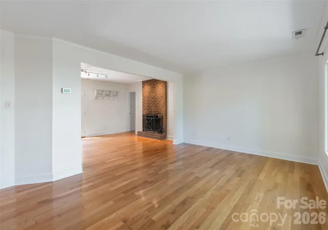 Photo 3 of Single family home for sale at 1817 Balfour Ln, Charlotte, NC 28216 | MLS# 4430522 | Listing updated on 2026-10-23
