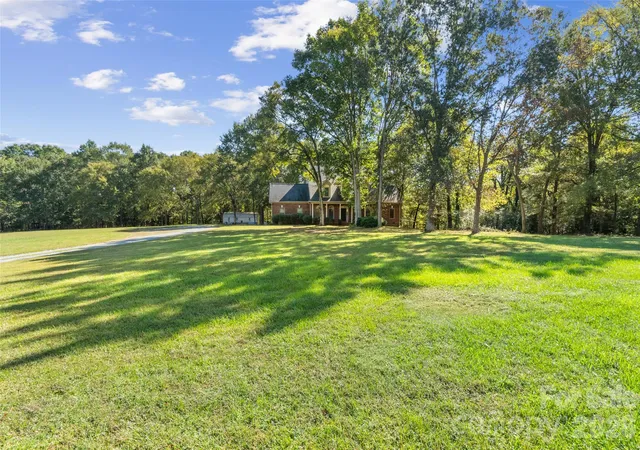 Single family home for sale at 6010 River Run Dr, Marshville, NC 28103 | MLS# 4430533