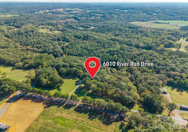 Photo 2 of Single family home for sale at 6010 River Run Dr, Marshville, NC 28103 | MLS# 4430533 | Listing updated on 2026-10-16