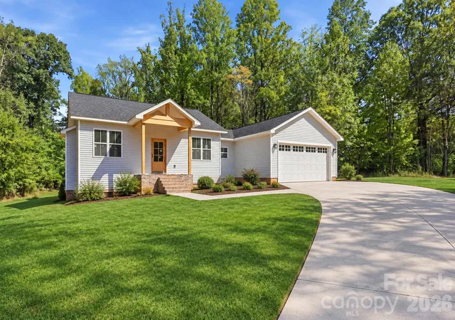 Photo 2 of Single family home for sale at 3637 Nc 10 Hwy E, Claremont, NC 28610 | MLS# 4430542 | Listing updated on 2026-10-02
