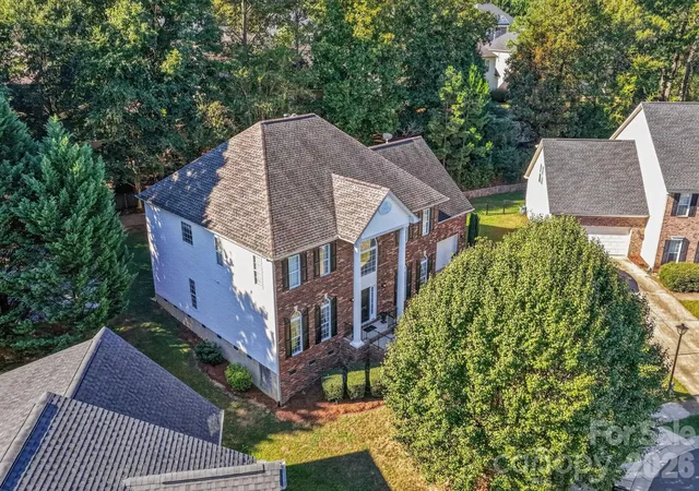 Photo 3 of Single family home for sale at 2502 Sandy Ridge Ln, Matthews, NC 28105 | MLS# 4430552 | Listing updated on 2026-10-03
