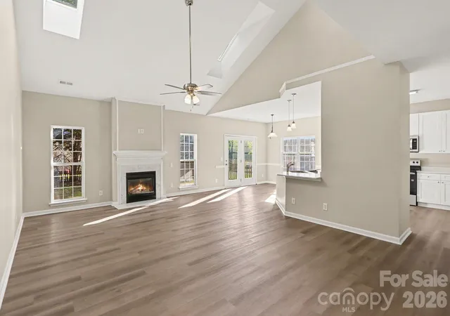 Photo 2 of Single family home for sale at 6820 Sweetfield Dr, Huntersville, NC 28078 | MLS# 4430573 | Listing updated on 2026-10-05