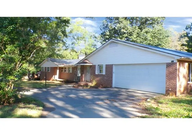 Photo 1 of Single family home for sale at 620 Mt Hope Church Rd, Salisbury, NC 28146 | MLS# 4430575 | Listing updated on 2026-10-08