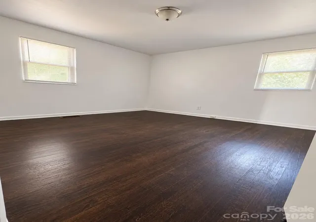 Photo 11 of Single family home for sale at 3135 Marney Ave, Charlotte, NC 28205 | MLS# 4430582 | Listing updated on 2026-10-10