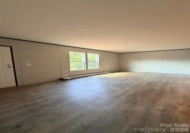 Photo 4 of Single family home for sale at 1066 Gold Mine Dr, Catawba, NC 28609 | MLS# 4430584 | Listing updated on 2026-10-03