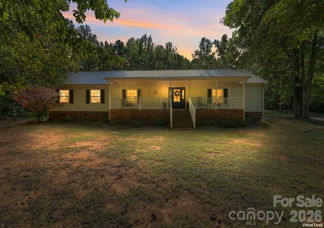 Photo 1 of Single family home for sale at 499 Sandy Crk Ln, Lexington, NC 27295 | MLS# 4430585 | Listing updated on 2026-10-02