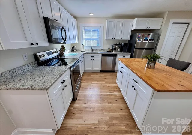 Photo 4 of Single family home for sale at 613 Gum St, Mooresville, NC 28115 | MLS# 4430590 | Listing updated on 2026-10-08