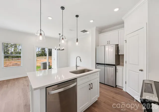 Photo 2 of Townhouse for sale at 476 Markridge Loop, Fort Mill, SC 29708 | MLS# 4430596 | Listing updated on 2026-10-01