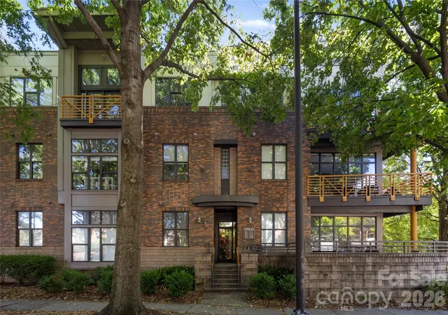 Photo 2 of Condo for sale at 708 N Davidson St, Charlotte, NC 28202 | MLS# 4430598 | Listing updated on 2026-10-03