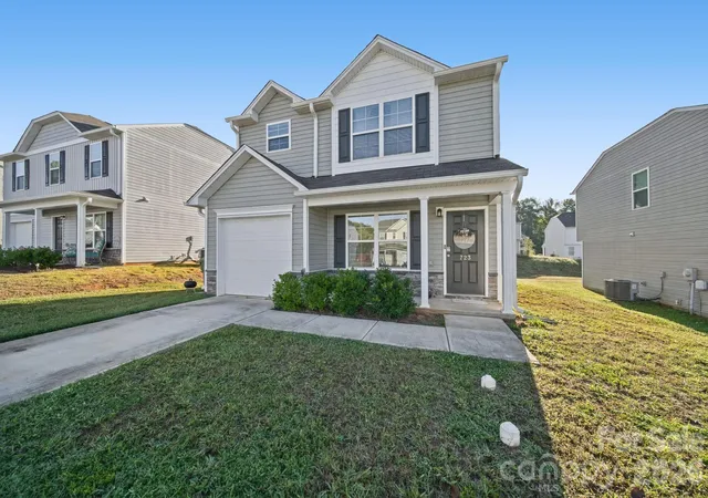 Photo 3 of Single family home for sale at 723 Quail Ln, Lexington, NC 27292 | MLS# 4430604 | Listing updated on 2026-10-03