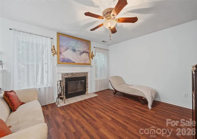 Photo 2 of Single family home for sale at 1277 Winding Path Rd, Clover, SC 29710 | MLS# 4430642 | Listing updated on 2026-10-08