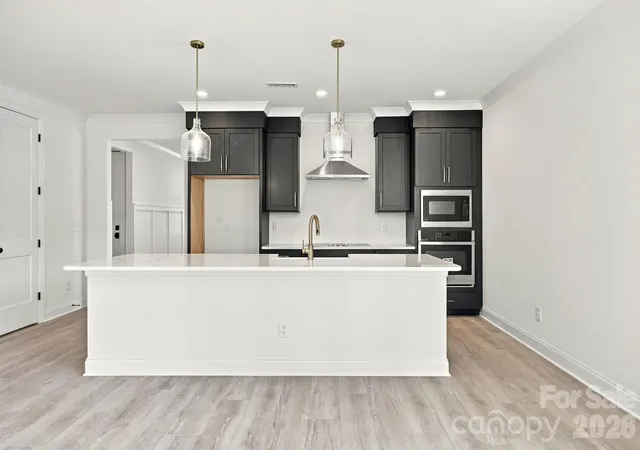 Photo 3 of Single family home for sale at 3198 Timber Run Ln, Maiden, NC 28650 | MLS# 4430651 | Listing updated on 2026-10-03