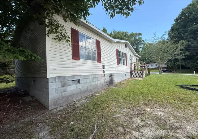 Photo 3 of Single family home for sale at 176 Mandy Ln, Union, SC 29379 | MLS# 4430653 | Listing updated on 2026-10-02