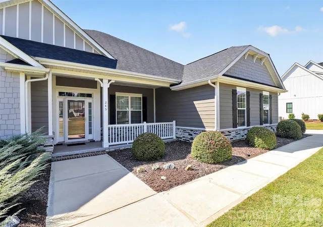 Photo 2 of Single family home for sale at 245 Glenwood Dr, Oakboro, NC 28129 | MLS# 4430655 | Listing updated on 2026-10-13