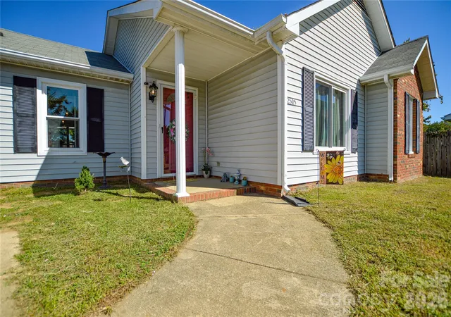 Photo 2 of Single family home for sale at 2505 Justin Ct, Monroe, NC 28110 | MLS# 4430659 | Listing updated on 2026-10-05