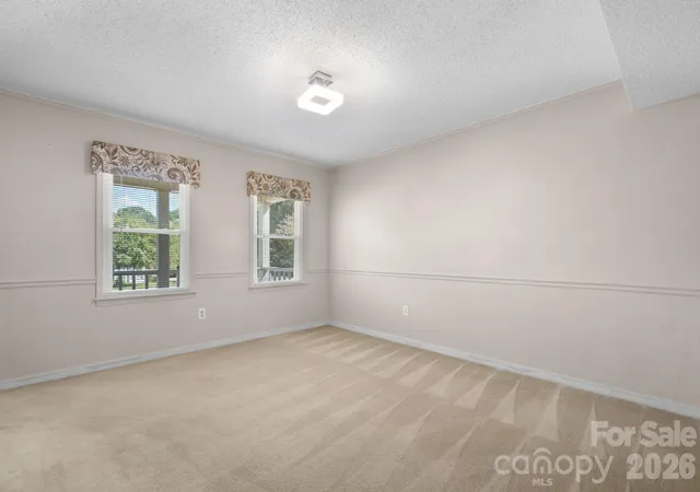 Photo 4 of Single family home for sale at 3675 10th Street, Hickory, NC 28601 | MLS# 4430666 | Listing updated on 2026-10-03