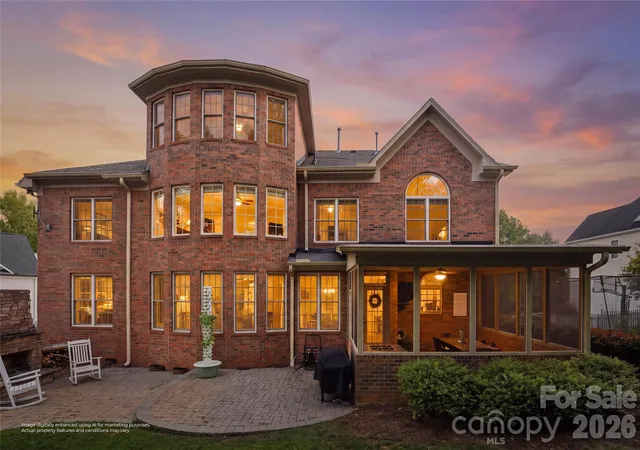 Photo 3 of Sale Pending at 28015 Villa Walk Ln, Fort Mill, SC 29707 | MLS# 4430668 | Listing updated on 2026-10-08