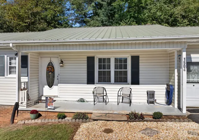 Photo 4 of Single family home for sale at 1504 Highway 268, Lenoir, NC 28645 | MLS# 4430670 | Listing updated on 2026-10-05