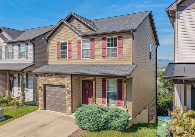 Single family home for sale at 623 Cardwell Ln, Fletcher, NC 28732 | MLS# 4430671