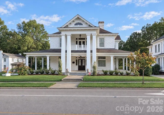 Photo 2 of Single family home for sale at 403 W Front St, Statesville, NC 28677 | MLS# 4430672 | Listing updated on 2026-10-19