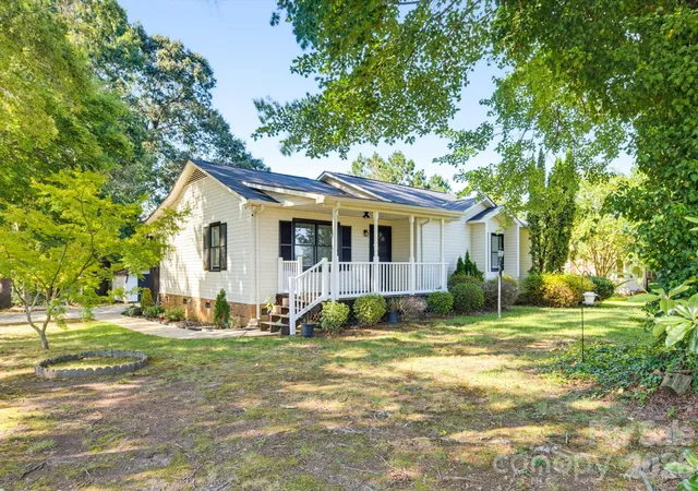 Photo 1 of Single family home for sale at 28159 Poplins Grv Church Rd, Albemarle, NC 28001 | MLS# 4430676 | Listing updated on 2026-10-06