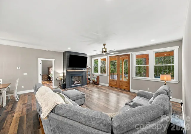 Photo 4 of Single family home for sale at 1020 Rock Pond Ln, Salisbury, NC 28146 | MLS# 4430684 | Listing updated on 2026-10-03