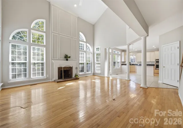 Photo 1 of Single family home for sale at 6211 Chavel Ln, Charlotte, NC 28269 | MLS# 4430690 | Listing updated on 2026-10-27