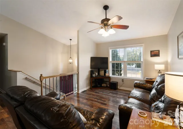 Photo 4 of Single family home for sale at 1500 Ivy Ln, Valdese, NC 28690 | MLS# 4430692 | Listing updated on 2026-10-07