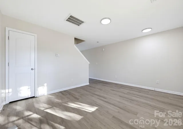 Photo 2 of Single family home for sale at 5718 Natick Dr, Charlotte, NC 28214 | MLS# 4430694 | Listing updated on 2026-10-29