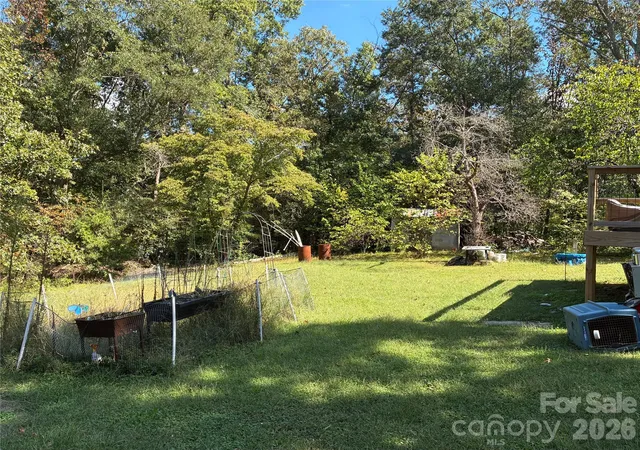 Photo 9 of Single family home for sale at 697 Island Frd Rd, Mooresboro, NC 28114 | MLS# 4430696 | Listing updated on 2026-10-10