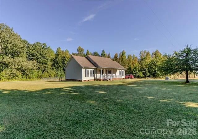 Photo 2 of Single family home for sale at 210 Paw Jims Rd, Kings Mountain, NC 28086 | MLS# 4430698 | Listing updated on 2026-10-03