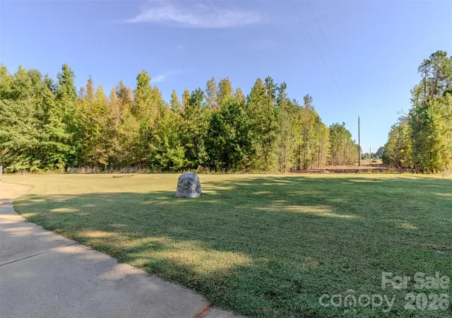 Photo 3 of Single family home for sale at 210 Paw Jims Rd, Kings Mountain, NC 28086 | MLS# 4430698 | Listing updated on 2026-10-03