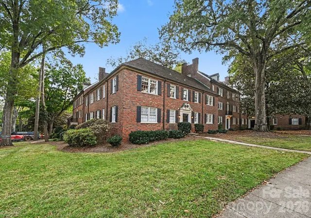 Condo for sale at 101 S Laurel Ave #72B, Charlotte, NC 28207 | MLS# 4430733