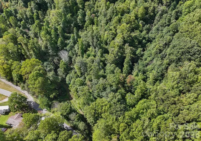 Photo 4 of Land for sale at 000 Mauney Cvs Rd, Waynesville, NC 28786 | MLS# 4430737 | Listing updated on 2026-10-02