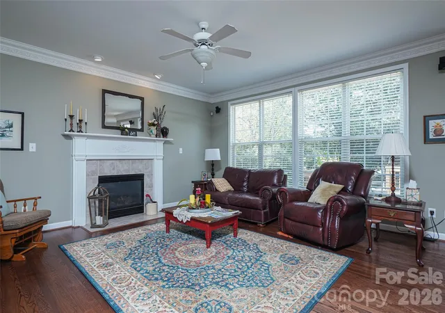 Photo 4 of Single family home for sale at 8120 Glamorgan Ln, Matthews, NC 28104 | MLS# 4430741 | Listing updated on 2026-10-09