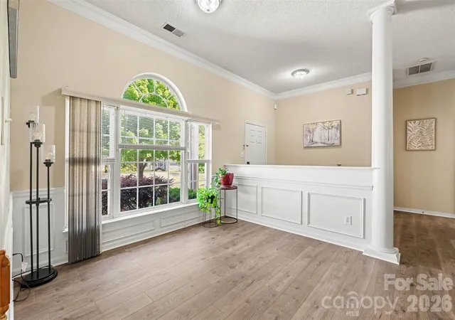 Photo 4 of Single family home for sale at 11609 Long Forest Dr, Charlotte, NC 28269 | MLS# 4430770 | Listing updated on 2026-10-08