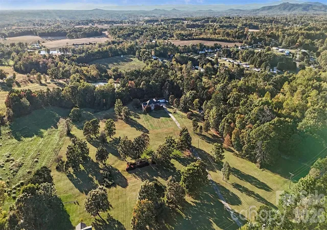 Photo 3 of Single family home for sale at 4141 Grace Chapel Rd, Granite Falls, NC 28630 | MLS# 4430772 | Listing updated on 2026-10-29