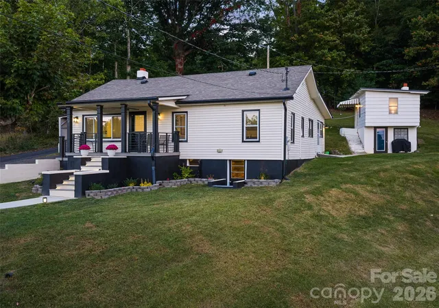Photo 1 of Single family home for sale at 24 Blessing Way, Burnsville, NC 28714 | MLS# 4430779 | Listing updated on 2026-10-04