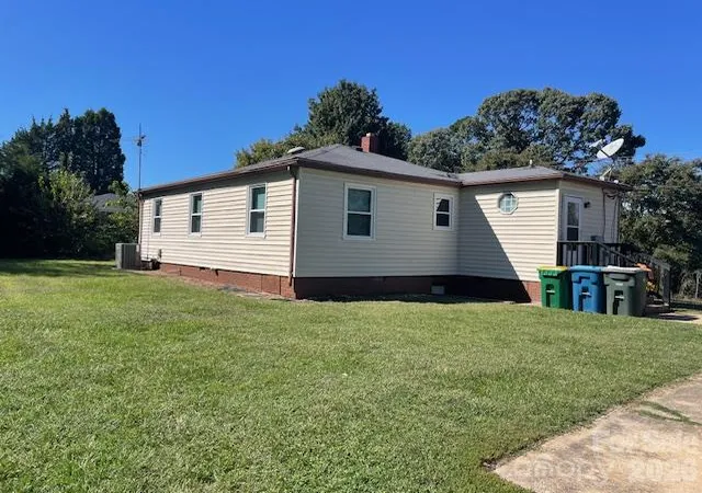 Photo 4 of Single family home for sale at 417 Gold Hl Dr, Salisbury, NC 28146 | MLS# 4430781 | Listing updated on 2026-10-05