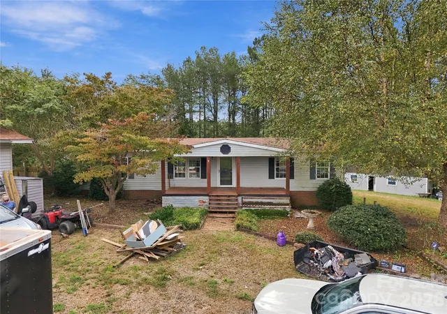 Photo 3 of Single family home for sale at 784 Big Level Rd, Mill Spring, NC 28756 | MLS# 4430792 | Listing updated on 2026-10-07