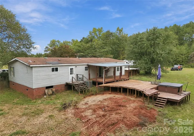 Photo 3 of Single family home for sale at 784 Big Level Rd, Mill Spring, NC 28756 | MLS# 4430792 | Listing updated on 2026-10-07