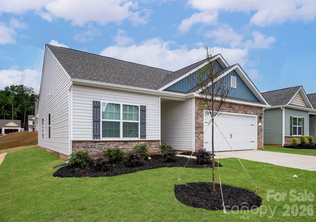 Photo 2 of Single family home for sale at 8207 Cravat Ct, Charlotte, NC 28215 | MLS# 4430795 | Listing updated on 2026-10-03