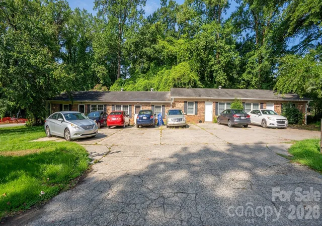 Photo 1 of Multi family home for sale at 423 N Carpenter St, Gastonia, NC 28054 | MLS# 4430801 | Listing updated on 2026-10-04