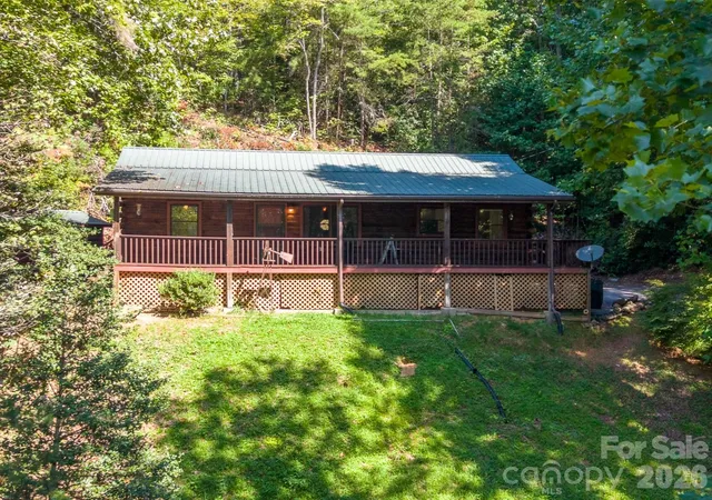 Photo 1 of Single family home for sale at 181 Seven Springs Rd, Whittier, NC 28789 | MLS# 4430802 | Listing updated on 2026-10-03